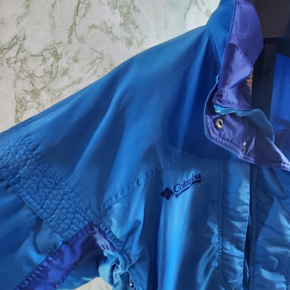 Liberty Ridge All Weather Coat - Picture 2 of 11
